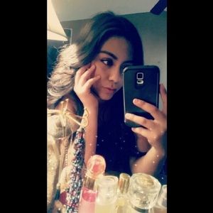 Meet your Posher, Odalys